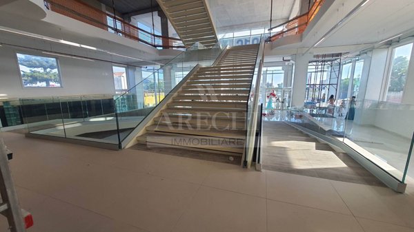 ufficio in affitto a Salerno in zona Zona Industriale