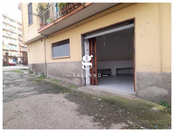 appartamento in affitto a Salerno in zona Centro Città