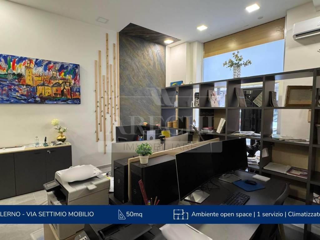 negozio in affitto a Salerno in zona Ogliara