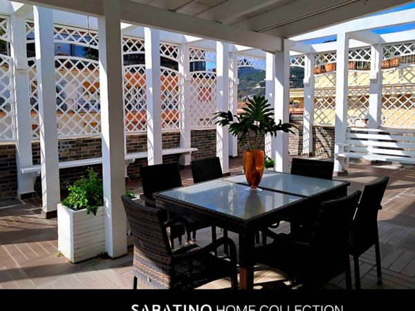 appartamento in affitto a Salerno in zona Centro Città