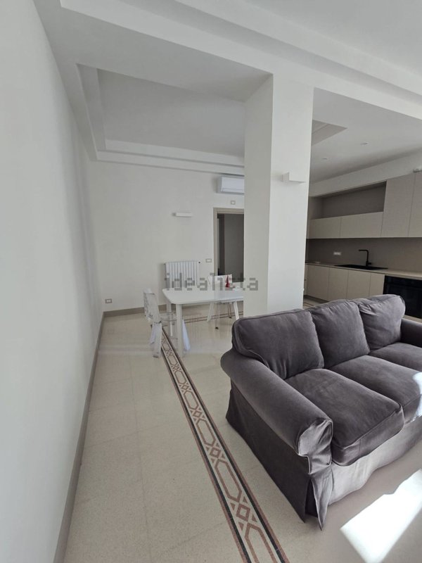 appartamento in affitto a Salerno in zona Centro Città