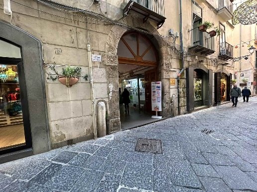 appartamento in affitto a Salerno in zona Centro Città