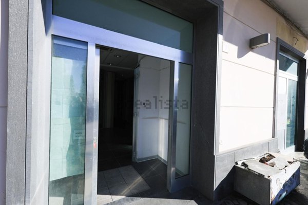 locale commerciale in affitto a Salerno in zona Centro Città