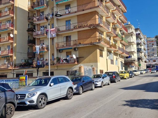 appartamento in affitto a Salerno in zona Irno