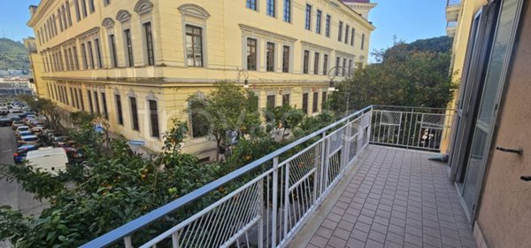 appartamento in affitto a Salerno in zona Centro Città