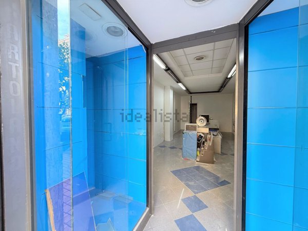 locale commerciale in affitto a Salerno