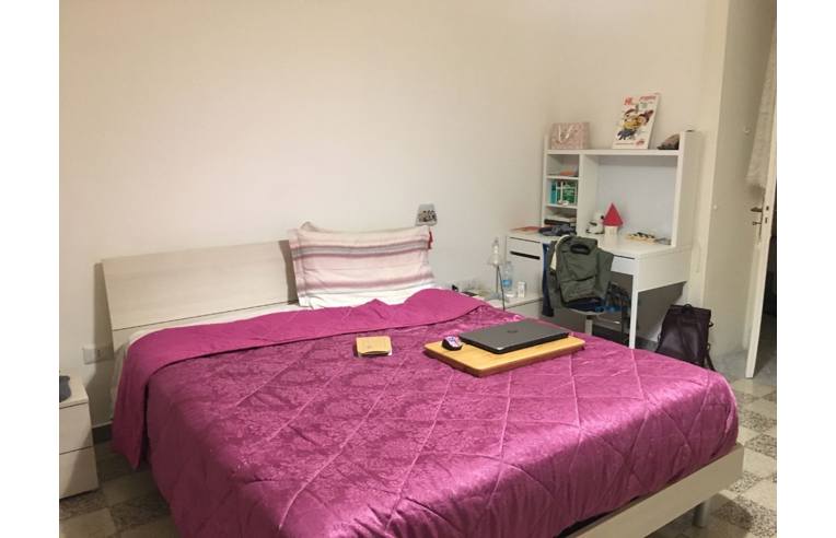 camera singola in affitto a Salerno in zona Centro Città