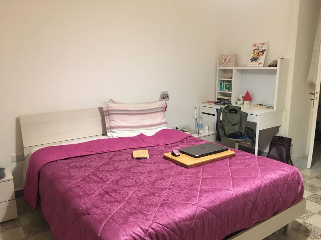 camera singola in affitto a Salerno in zona Centro Città