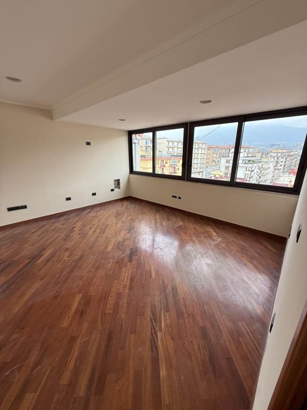 appartamento in affitto a Salerno in zona Centro Città