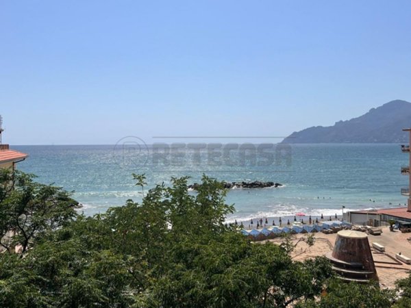 appartamento in affitto a Salerno in zona Pastena