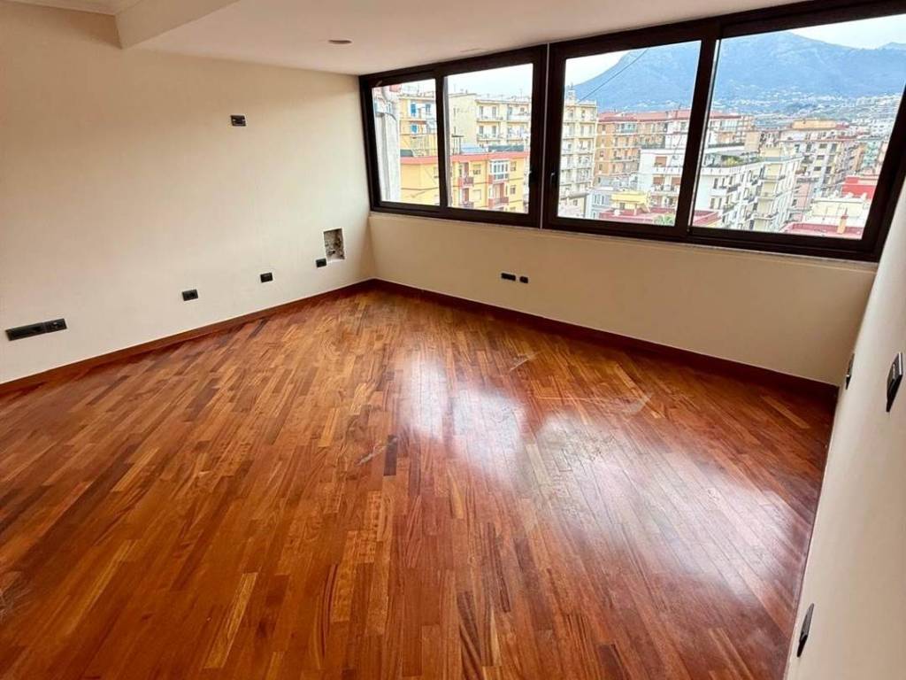 appartamento in affitto a Salerno in zona Centro Città