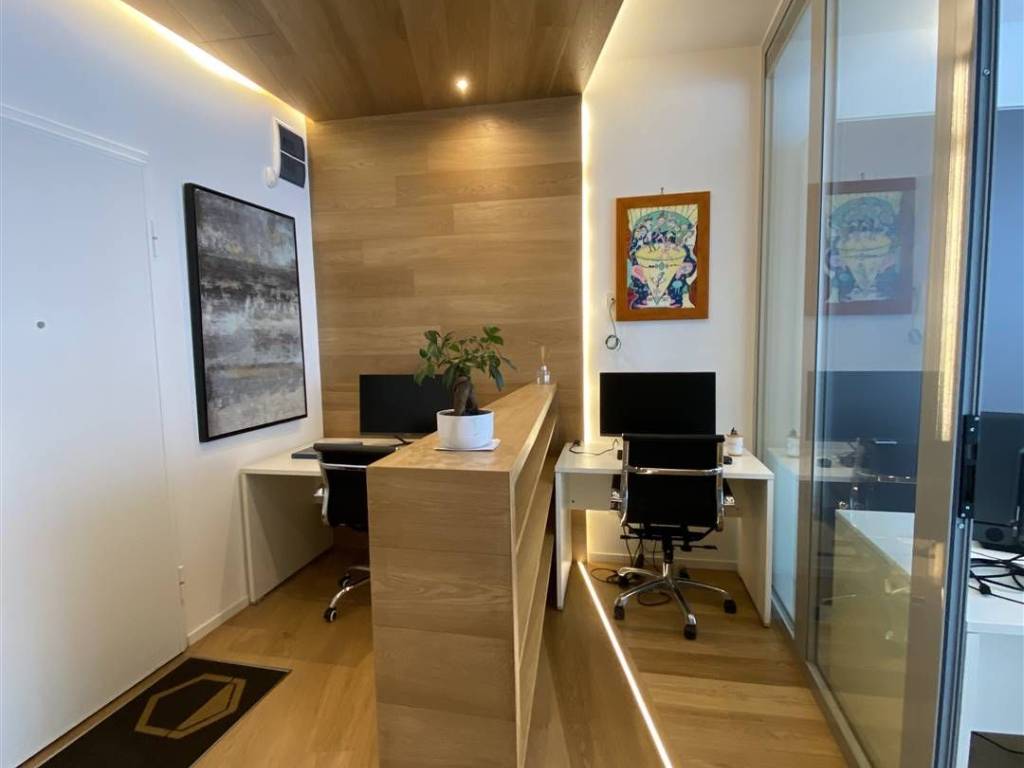 ufficio in affitto a Salerno in zona Ogliara