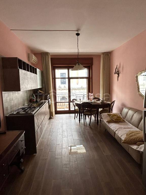 appartamento in affitto a Salerno in zona Centro Città