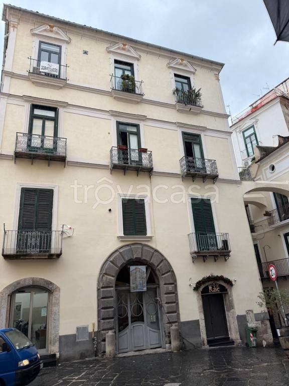 appartamento in affitto a Salerno in zona Centro Città