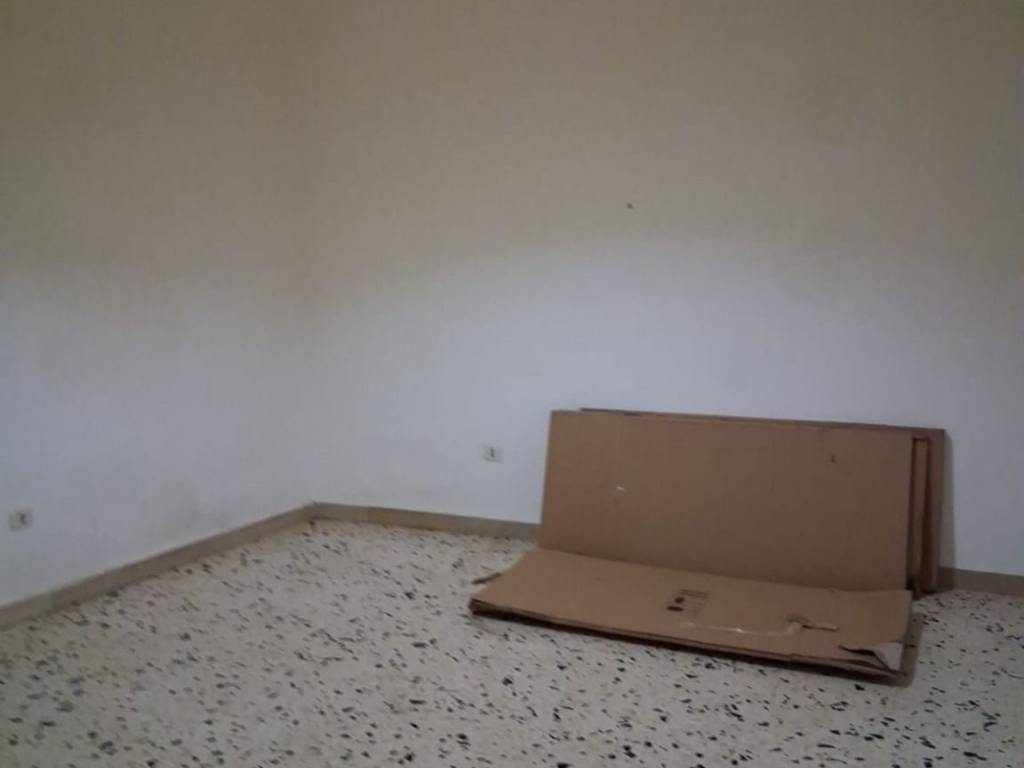 appartamento in affitto a Salerno in zona Torrione