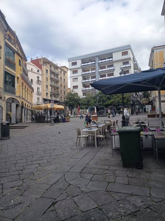 appartamento in affitto a Salerno in zona Centro Città
