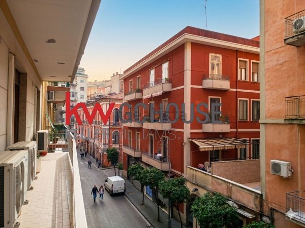 appartamento in affitto a Salerno in zona Centro Città