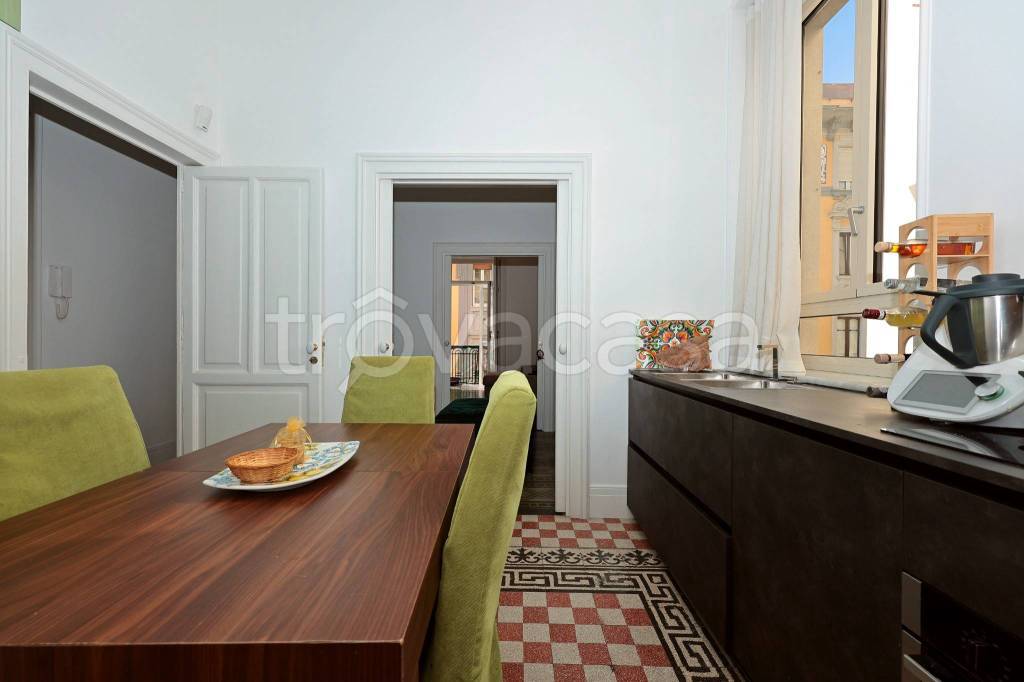 appartamento in affitto a Salerno in zona Centro Città