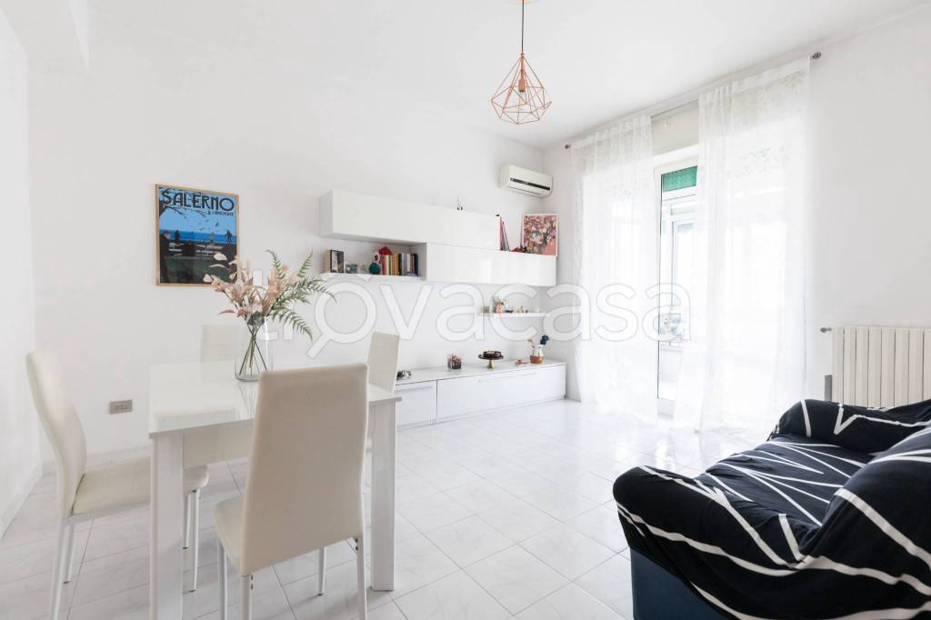 appartamento in affitto a Salerno in zona Brignano / Piezzo