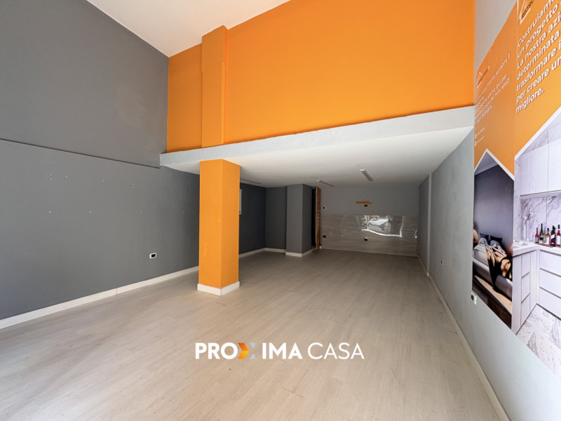 negozio in affitto a Salerno in zona Torrione