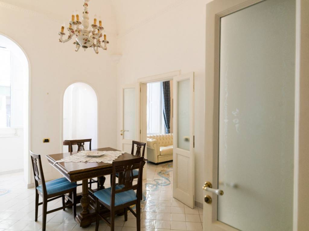 appartamento in affitto a Salerno in zona Centro Città