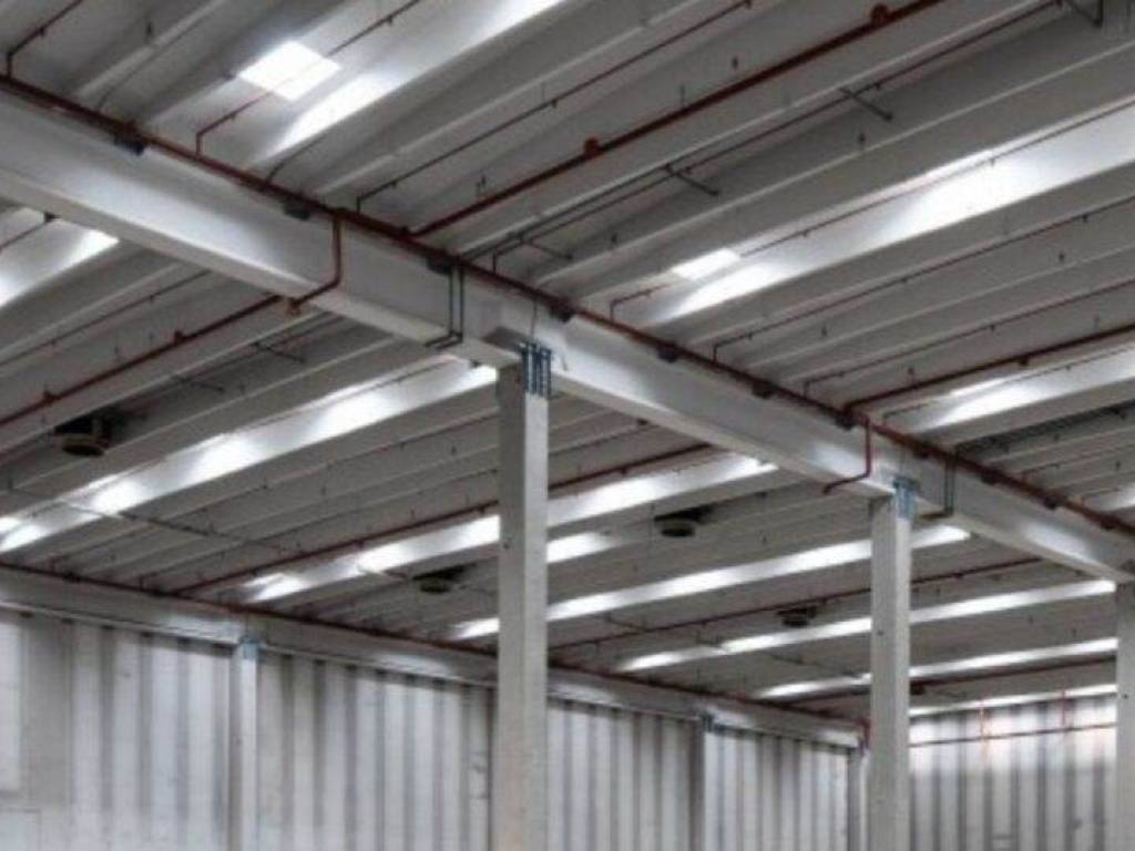 capannone in affitto a Salerno in zona Zona Industriale