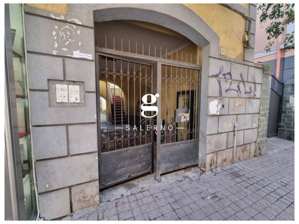 appartamento in affitto a Salerno in zona Pastena