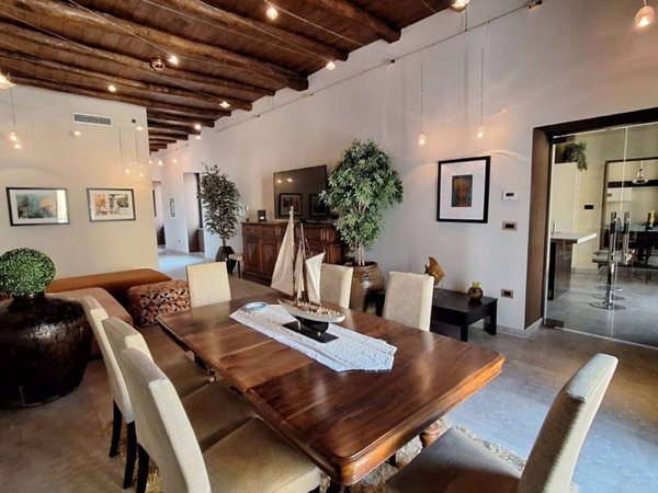 appartamento in affitto a Salerno in zona Centro Città