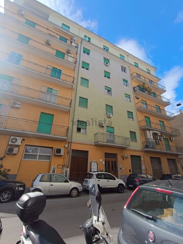 appartamento in affitto a Salerno in zona Centro Città