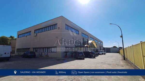 ufficio in affitto a Salerno in zona Zona Industriale