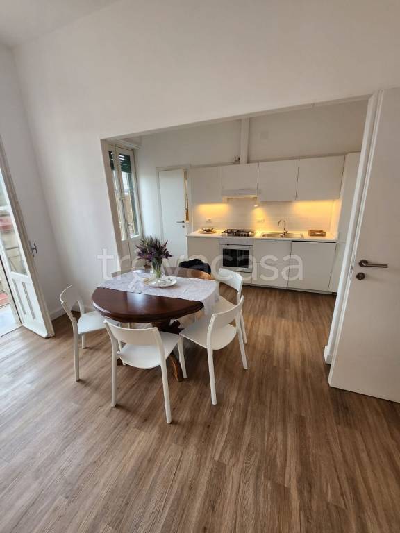 appartamento in affitto a Salerno in zona Centro Città