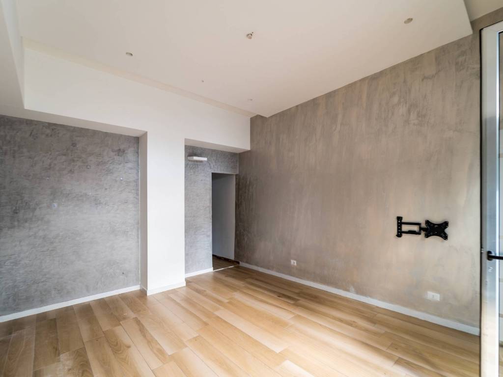 negozio in affitto a Salerno