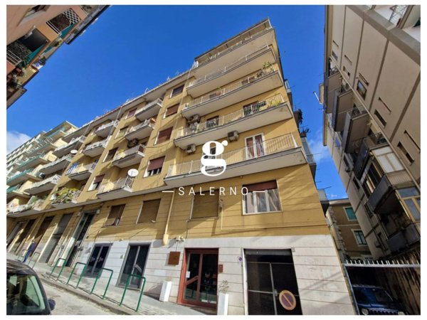 appartamento in affitto a Salerno in zona Centro Città