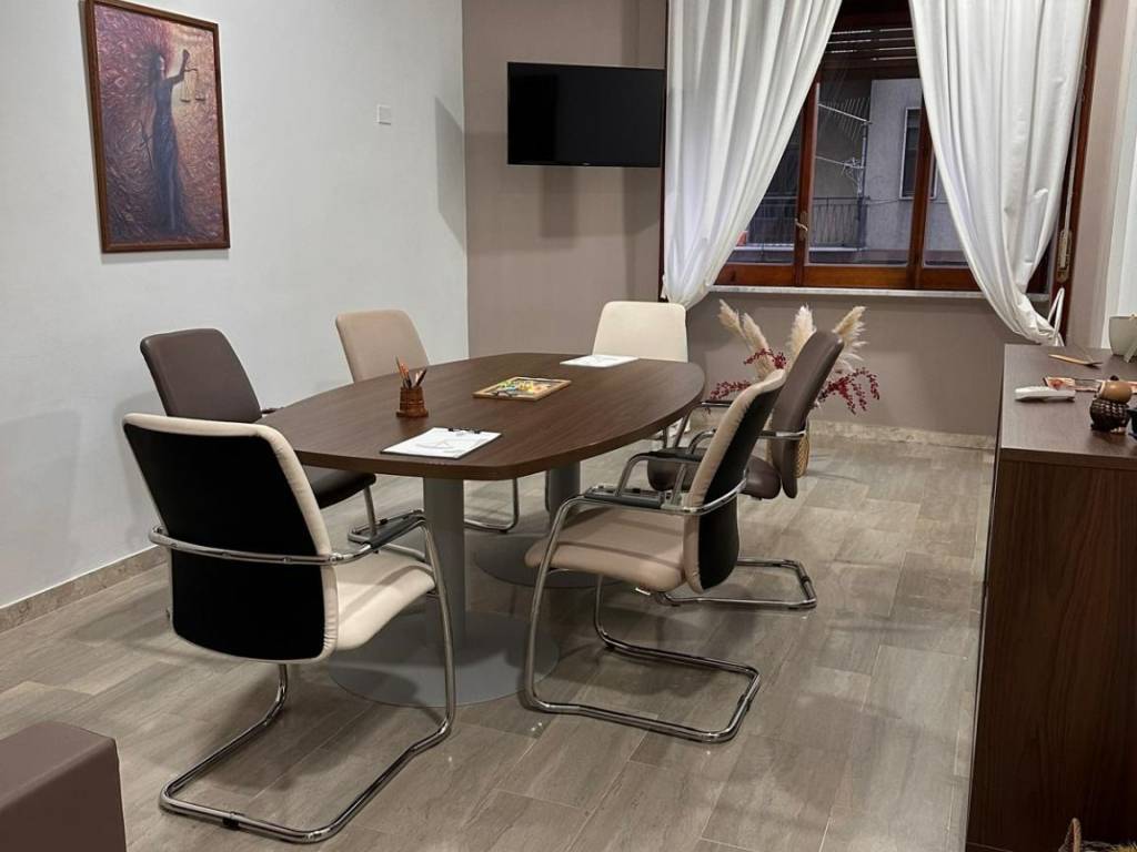 ufficio in affitto a Salerno in zona Gelsi Rossi