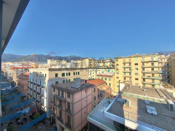 appartamento in affitto a Salerno in zona Centro Città
