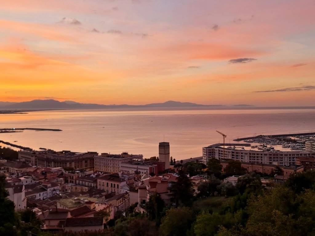 appartamento in affitto a Salerno in zona Centro Città