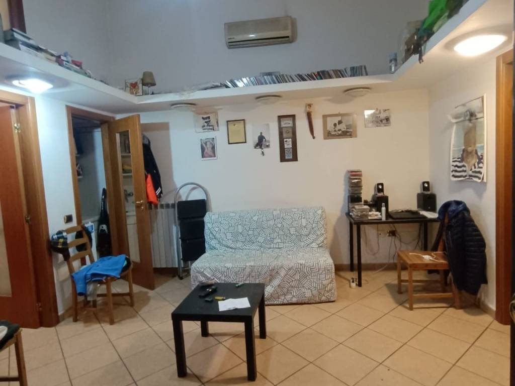 appartamento in affitto a Salerno in zona Centro Città