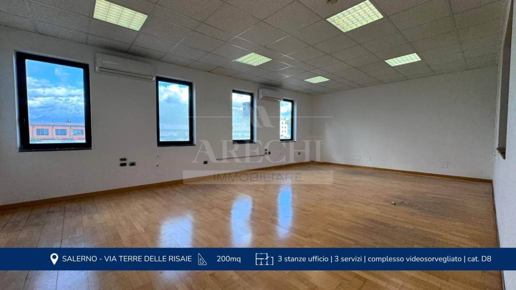 ufficio in affitto a Salerno in zona Zona Industriale