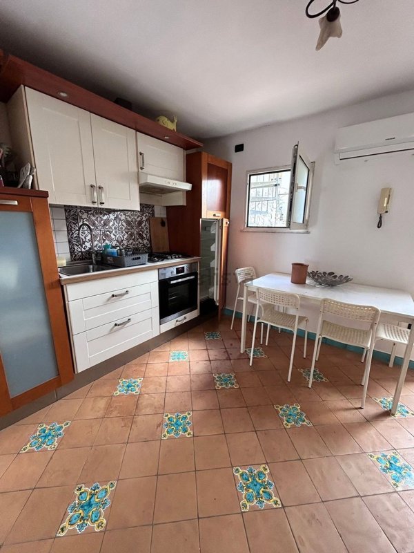 monolocale in affitto a Salerno in zona Centro Città