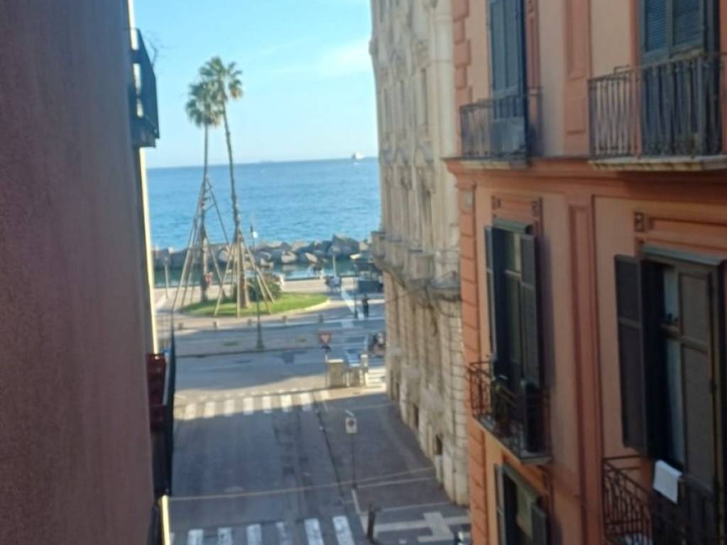 appartamento in affitto a Salerno in zona Centro Città