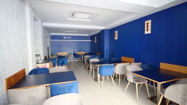 locale commerciale in affitto a Salerno in zona Centro Città
