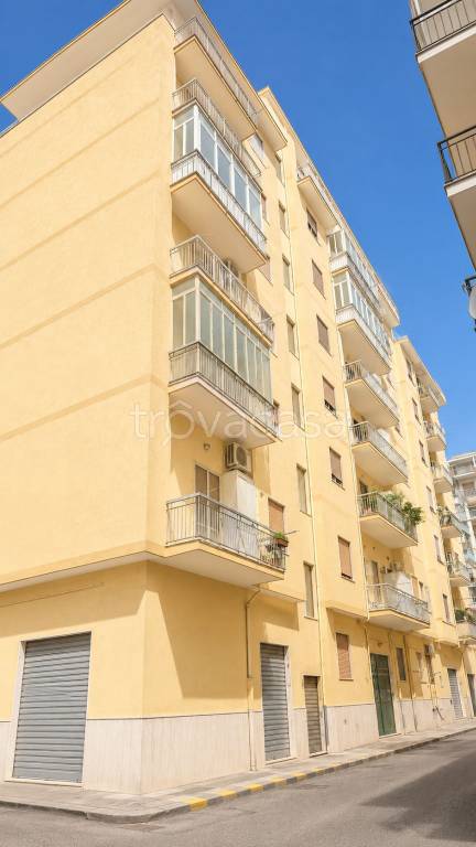 appartamento in affitto a Salerno in zona Torrione