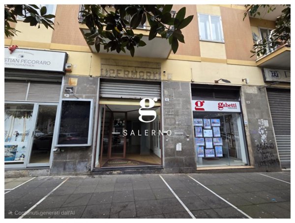 negozio in affitto a Salerno in zona Mennolella