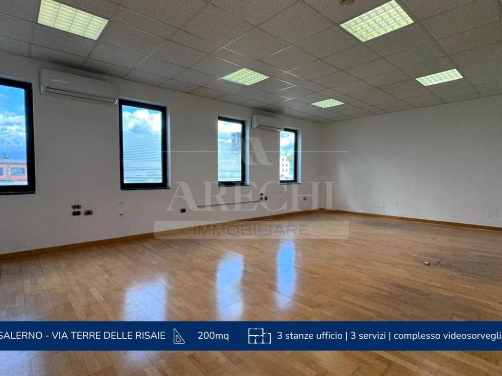 ufficio in affitto a Salerno in zona Zona Industriale