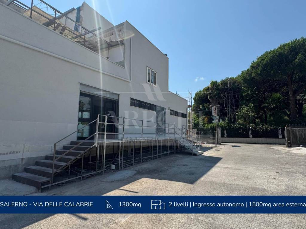 negozio in affitto a Salerno in zona Fuorni