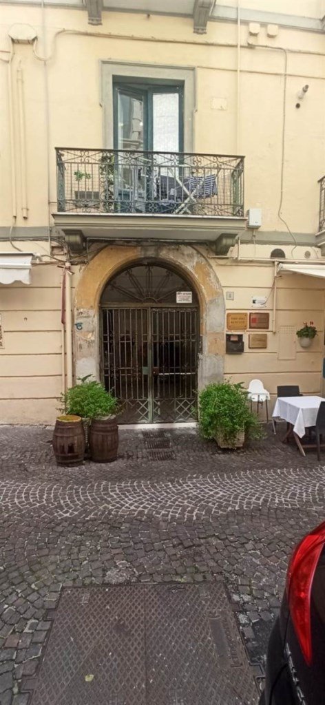 appartamento in affitto a Salerno in zona Centro Città