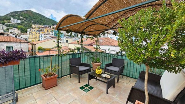 appartamento in affitto a Salerno in zona Centro Città