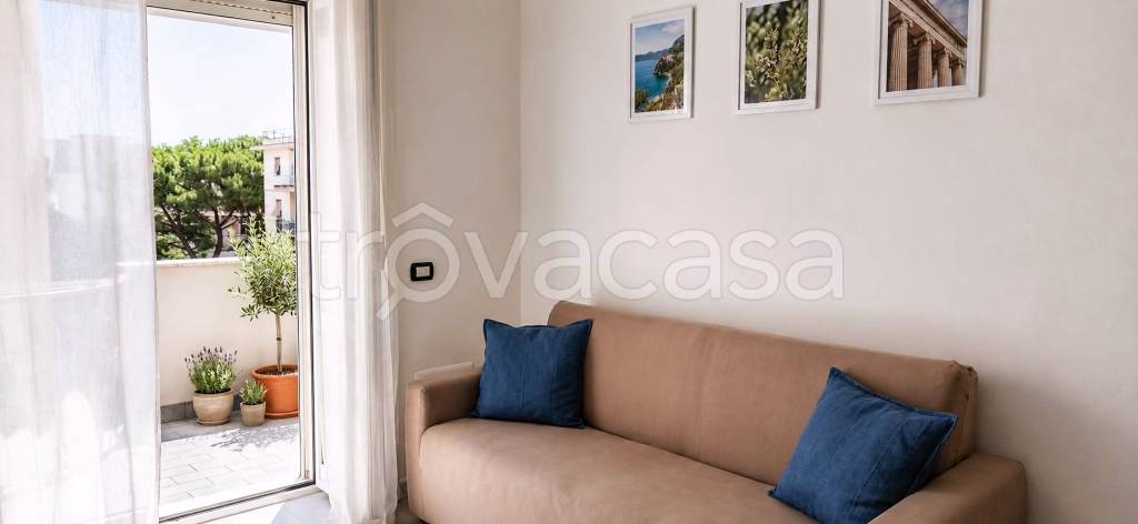 appartamento in affitto a Salerno in zona Centro Città