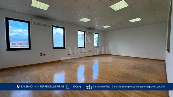 ufficio in affitto a Salerno in zona Zona Industriale