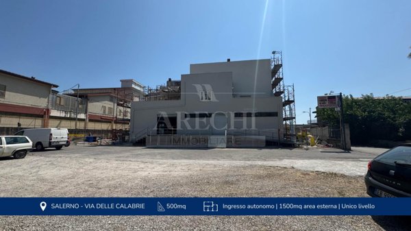 negozio in affitto a Salerno in zona Fuorni